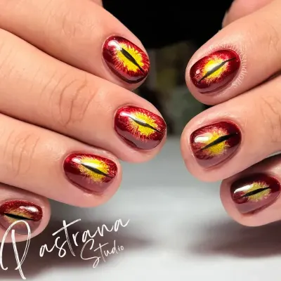 Diseño de uñas personalizado 19